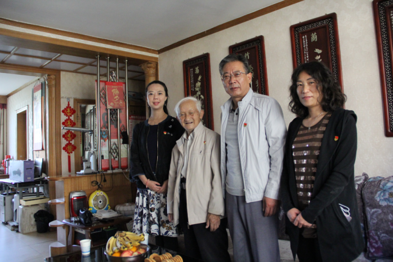 中共青海省第三建筑工程有限公司支部委員會(huì)開(kāi)展&ldquo;走訪慰問(wèn)暖人心，紅色精神永傳承&rdquo;活動(dòng)