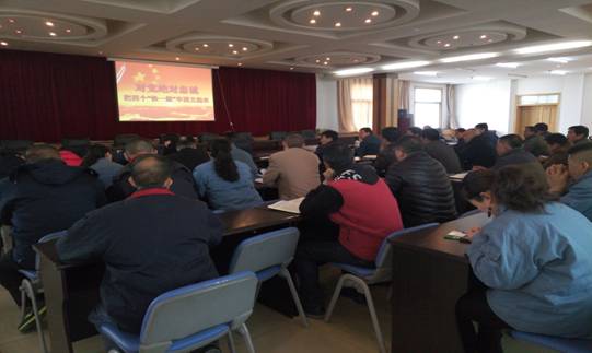 堅定信念 對黨忠誠，融會貫通 學以致用