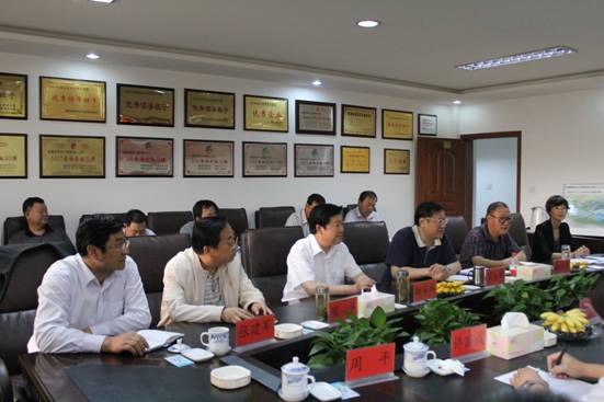 省委常委、副省長駱玉林實(shí)地考察物產(chǎn)集團(tuán)&ldquo;雙百&rdquo;行動重點(diǎn)項目